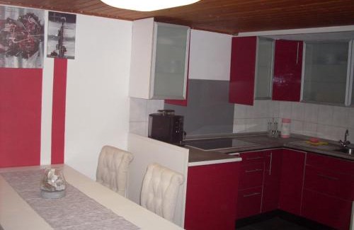 Juelich House | Monteurzimmer A Simon