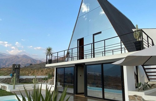 Simbal Cabin | MOON CABIN:Cabin 30 min from Trujillo Comfort between mountains and starry sky.