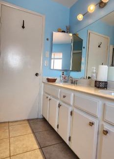 Sunrise Manor House | moon paradise room # 2