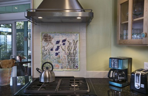 Estate Calabash Boom Cottage | MOONGLOW COTTAGE Spellbinding views, gentle breezes, starry nights.