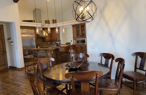 Big Sky House | MOONLIGHT BASIN, BIG SKY MONTANA - RUSTIC TIMBERS MOUNTAIN RETREAT SKI IN/OUT