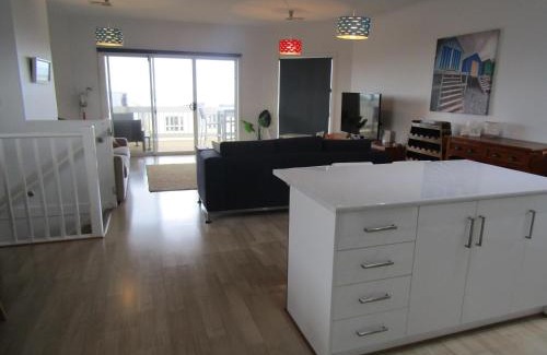 Dalrymple House | Moonlight Escape