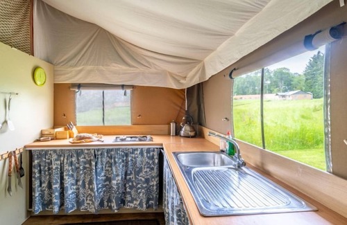 Exton Cabin | Moorhen at Exton Park, Rutland - Dog friendly