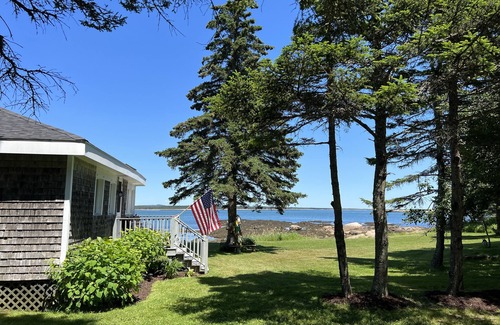 Corea Cottage | Morningside a Private Secluded Rustic Seaside Cottage In The Village Of Corea