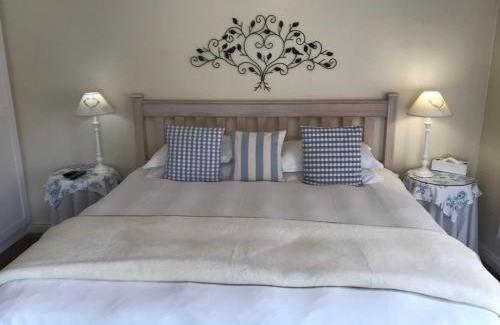 Lakeside House | Morningside Cottage