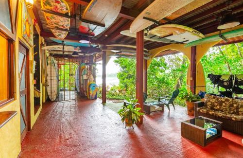 Torio Hotel | Morrillo Beach Eco Resort