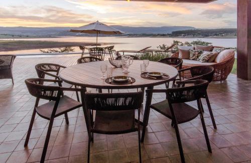 Cassia House | @morro.redondo - A casa no Lago e na Serra