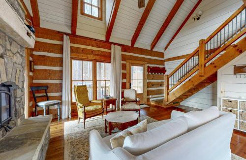 Sylva House | Moss Creek Cabin