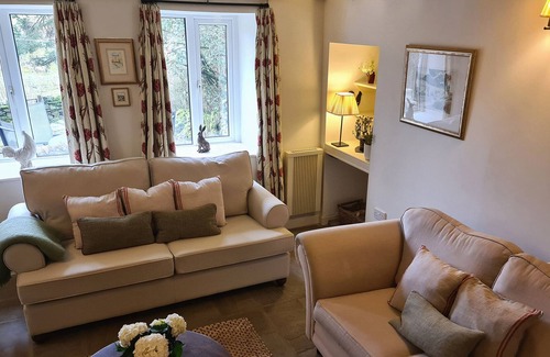 Yockenthwaite Cottage | MOSS END COTTAGE, family friendly, with open fire in Oughtershaw