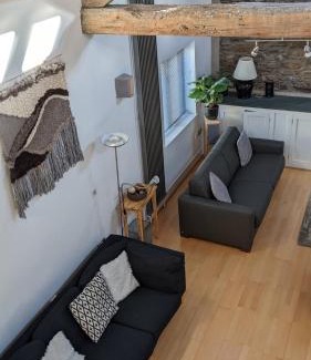 Newland Near Ulverston House | Moss Tarn