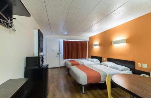 Crawfordsville Hotel | Motel 6-Crawfordsville, IN