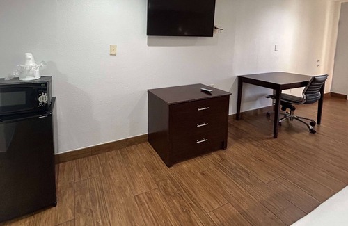 Denham Springs Hotel | Motel 6 Denham Springs, LA