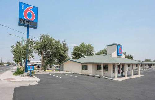 Fallon Hotel | Motel 6-Fallon, NV
