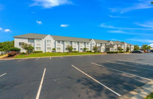 Gastonia Hotel | Motel 6-Gastonia Charlotte I-85