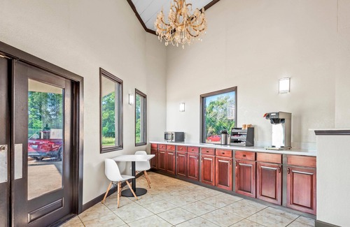 Hammond Hotel | Motel 6 Hammond, LA – I 12 – I 55