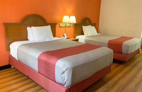 Hannibal Hotel | Motel 6-Hannibal, MO