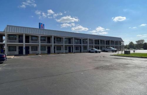 Lafayette Hotel | Motel 6-Lafayette, IN