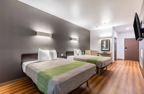 Las Vegas Hotel | Motel 6 Las Vegas, NV - Motor Speedway