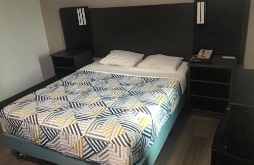 Maryland City Hotel | Motel 6-Laurel, DC - Washington Northeast