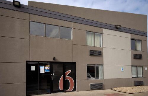 Merrillville Hotel | Motel 6-Merrillville, IN