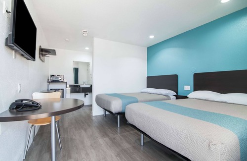 Moreno Valley Hotel | Motel 6 Moreno Valley, CA - Perris