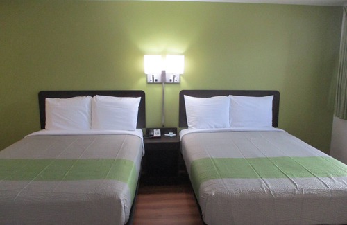 North Olmsted Hotel | Motel 6 North Olmsted, OH - Cleveland