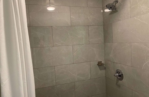 Troy Hotel | Motel 6 Troy, OH