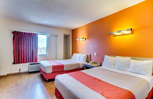 Takoma Hotel | Motel 6 Washington, DC