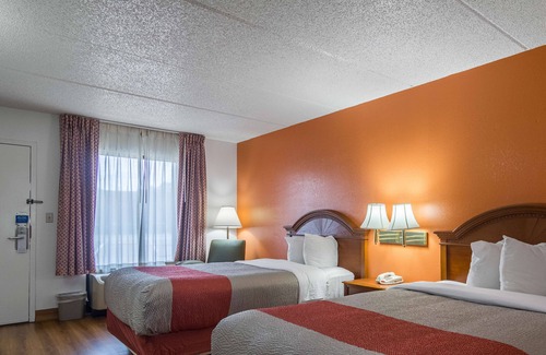 Waycross Hotel | Motel 6 Waycross GA