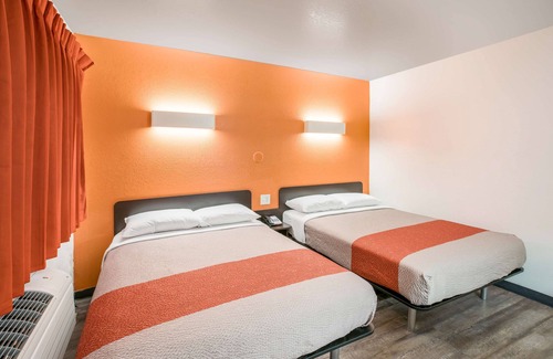 Williams Hotel | Motel 6 Williams, CA