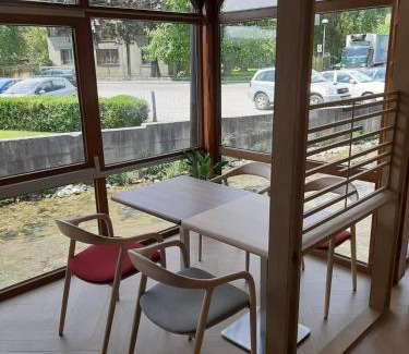 Sumece Hotel | Motel Bajra