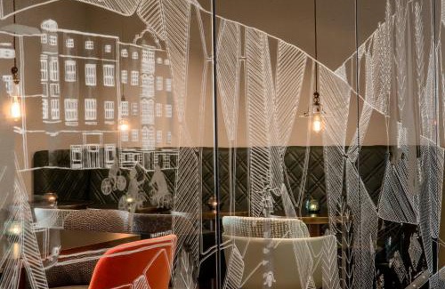 Altstadtviertel Hotel | Motel One Linz-Hauptplatz