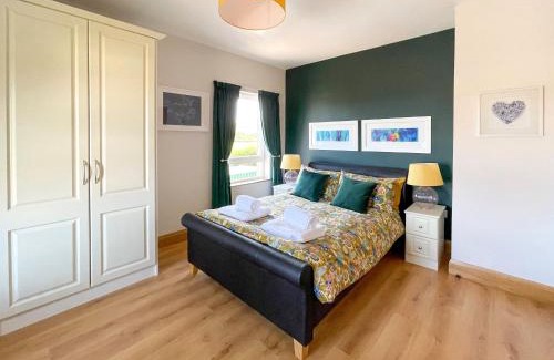 Cushendall Bed & Breakfast | Mount Edwards Hill Guest Accommodation