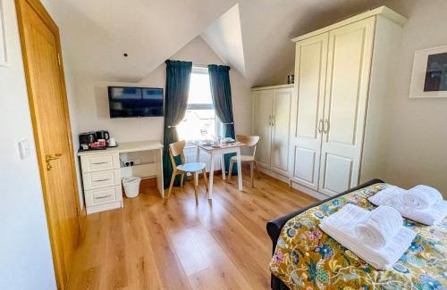 Cushendall Bed & Breakfast | Mount Edwards Hill Guest Accommodation