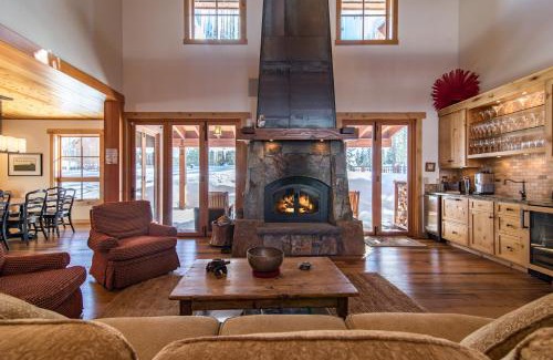 Mountain View Estates House | Mount Olympia Oasis