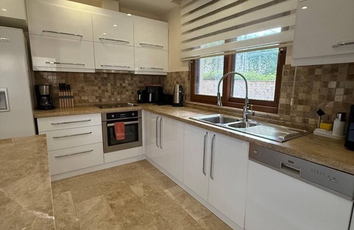 Konyaalti Villa | Mountain 4-bedroom villa in superb Antalya