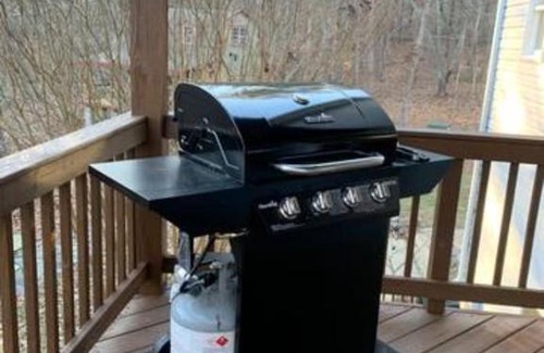 Kings Mountain House | Mountain Bliss Retreat near Asheville & Charlotte