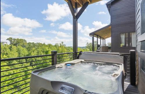 Sevierville House | Mountain Breeze By Beyond Expectations W Hot Tub