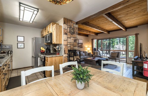 Incline Village House | Mountain Escape - Lake Tahoe - Incline Village w/Pvt Garage