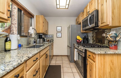 Incline Village House | Mountain Escape - Lake Tahoe - Incline Village w/Pvt Garage