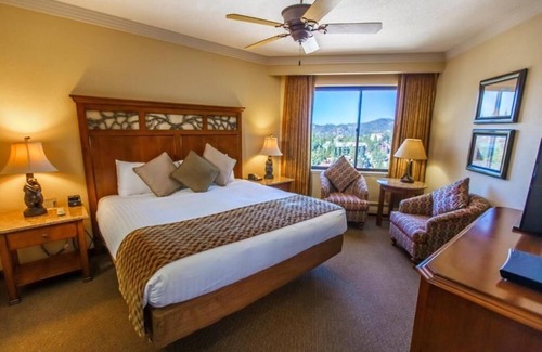 Tahoe Village Hotel | Mountain Getaway: 3 Family-friendly Villa + Pools, Hot Tubs & Scenic Views