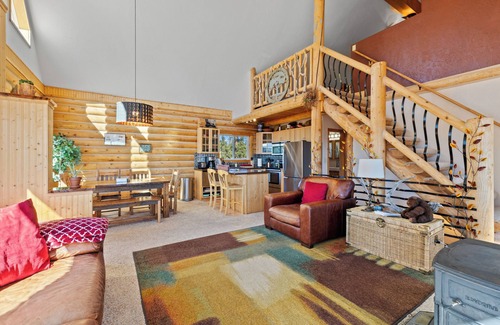 Glacier View Meadows House | Mountain Home with Amazing Views!