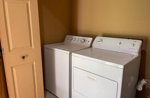 Red River House | Mountain Memories, Walk To Ski Area, Town, Fishing