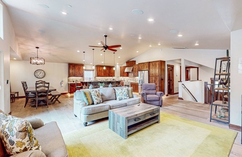 Montgomery Estates House | Mountain Modern Home with game room, pool table, private hot tub and more