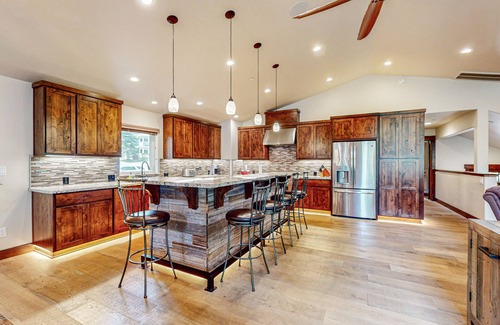 Montgomery Estates House | Mountain Modern Home with game room, pool table, private hot tub and more