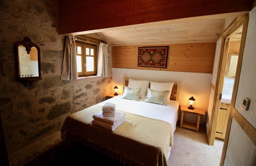 Corsavy Other | Mountain rural luxury with private hot tub