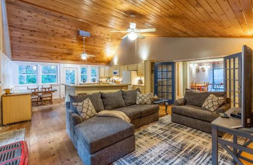 Sylva House | Mountain Top Tranquility