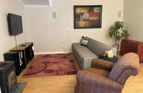 Eagle Nest House | Mountain Valley View