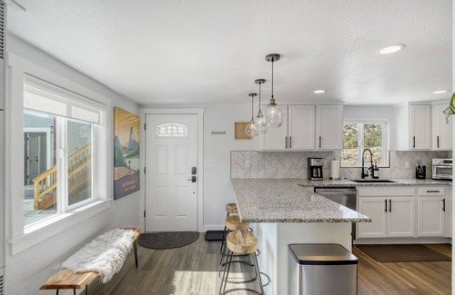 Salida House | Mountain-View Home & Cabin on Arkansas River - Dog-Friendly & RVs welcome