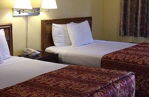 Yreka Hotel | Mountain View Inn